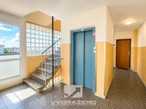 Prodej bytu 3+1, Hradec Králové, Smetanovo nábřeží, 55 m2