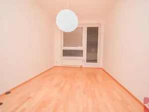 Pronájem bytu 2+kk, Praha - Vysočany, Pod Harfou, 57 m2