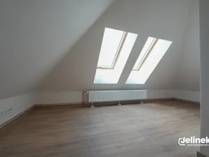 Prodej bytu 4+1, Polička, E. Beneše, 117 m2