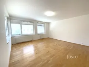 Prodej bytu 1+kk, Praha - Libeň, Nad Okrouhlíkem, 46 m2