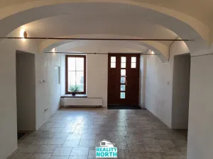 Prodej bytu 4+kk, Hejnice, Klášterní, 88 m2
