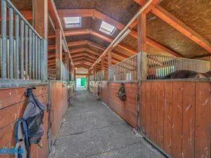 Pronájem zemědělské usedlosti, Líšnice, 358 m2
