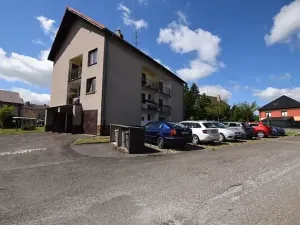 Prodej bytu 3+1, Chyšky, 74 m2