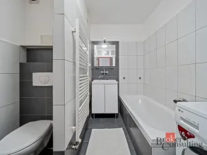 Pronájem bytu 3+kk, Dvůr Králové nad Labem, 5. května, 66 m2