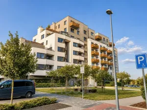 Prodej bytu 2+kk, Praha - Dolní Měcholupy, Honzíkova, 61 m2