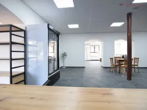 Pronájem obchodního prostoru, Olomouc - Holice, Keplerova, 126 m2