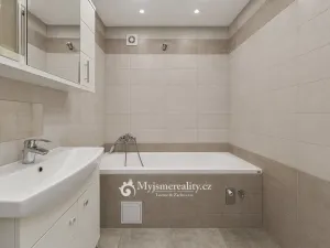 Prodej bytu 2+1, Znojmo, Přímětická, 47 m2