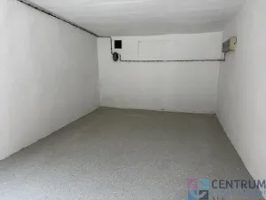 Pronájem garáže, Liberec - Liberec III-Jeřáb, Hanychovská, 18 m2