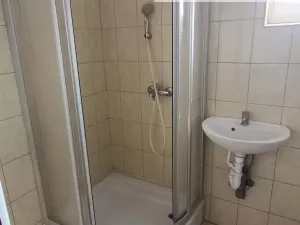 Pronájem bytu 2+1, Děčín - Děčín VII-Chrochvice, Vilsnická, 70 m2