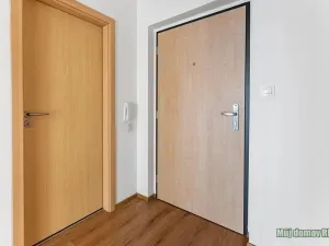 Pronájem bytu 1+kk, Praha - Hostavice, U Hostavického potoka, 32 m2