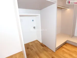 Pronájem bytu 2+kk, Praha - Podolí, Vodárenská, 57 m2
