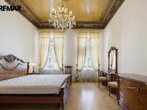 Prodej bytu 3+1, Karlovy Vary, Vřídelní, 104 m2