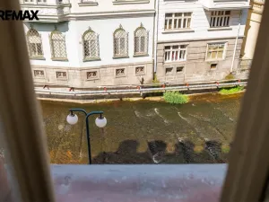 Prodej bytu 3+1, Karlovy Vary, Vřídelní, 104 m2