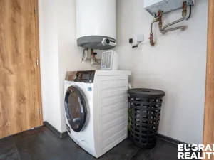 Prodej bytu 4+1, Černošice, Komenského, 97 m2