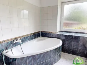 Prodej rodinného domu, Vápenná, 140 m2