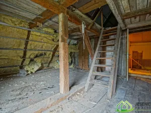 Prodej rodinného domu, Vápenná, 140 m2