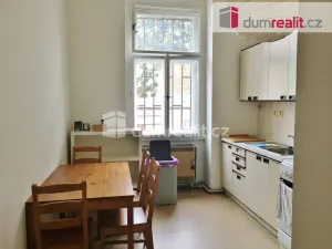 Pronájem bytu 1+1, Praha - Vinohrady, Vinohradská, 41 m2