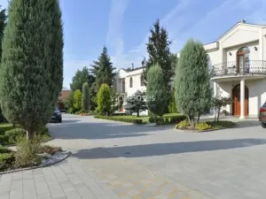 Pronájem vily, Praha - Nebušice, Nebušická, 270 m2