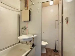 Pronájem bytu 1+1, Chomutov, Kundratická, 38 m2