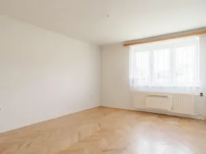 Prodej bytu 2+1, Nové Hrady, 75 m2