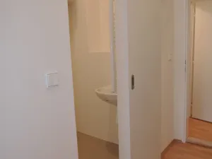 Pronájem bytu 1+1, Praha - Nusle, Křesomyslova, 42 m2