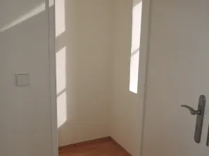Pronájem bytu 1+1, Praha - Nusle, Křesomyslova, 42 m2