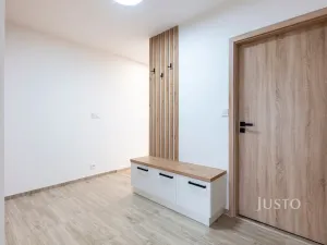 Pronájem bytu 2+1, Zlín, L. Váchy, 54 m2