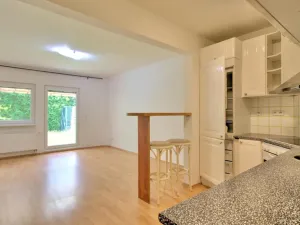 Pronájem bytu 1+kk, Chýně, Na Kališti, 36 m2