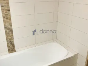 Pronájem bytu 2+kk, Praha, Rezlerova, 51 m2