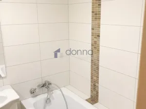 Pronájem bytu 2+kk, Praha, Rezlerova, 51 m2