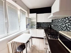 Pronájem bytu 1+1, Praha, Evropská, 37 m2
