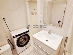 Pronájem bytu 1+1, Praha, Evropská, 37 m2