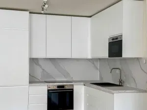 Pronájem bytu 3+kk, Praha - Karlín, U Sluncové, 98 m2