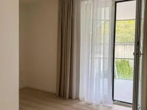 Pronájem bytu 3+kk, Praha - Karlín, U Sluncové, 98 m2