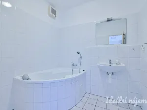 Pronájem bytu 2+kk, Brno, Táborského nábřeží, 56 m2