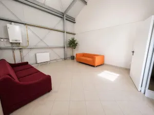 Pronájem skladu, Moravské Budějovice, Kozinova, 98 m2