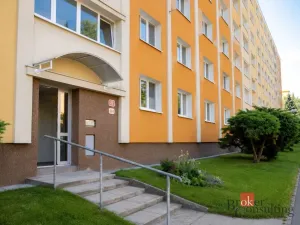 Prodej bytu 2+1, Plzeň - Doubravka, Smrková, 56 m2