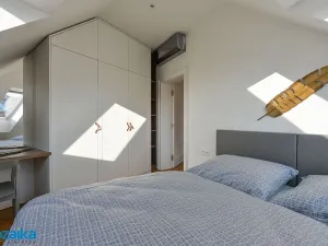 Pronájem bytu 2+kk, Praha - Žižkov, U Rajské zahrady, 51 m2