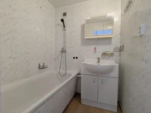 Pronájem bytu 2+1, Klášterec nad Ohří - Miřetice u Klášterce nad Ohří, Královéhradecká, 59 m2