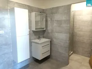 Pronájem bytu 2+kk, Sebranice, 74 m2