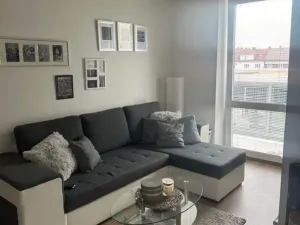 Pronájem bytu 2+kk, Pardubice, Milheimova, 48 m2