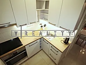 Pronájem bytu 2+kk, Praha - Nové Město, Na zbořenci, 60 m2