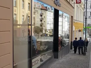 Pronájem bytu 1+kk, Karlovy Vary, Krále Jiřího, 22 m2