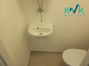 Pronájem bytu 1+kk, Karlovy Vary, Krále Jiřího, 22 m2
