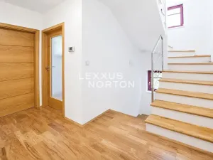 Pronájem rodinného domu, Praha - Veleslavín, Nad hradním potokem, 350 m2