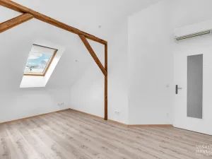 Pronájem bytu 3+kk, Hradec Králové, Puškinova, 80 m2