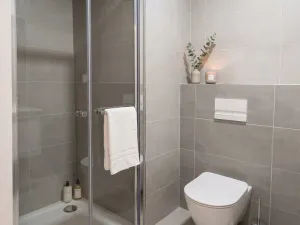 Prodej bytu 1+kk, Praha - Smíchov, Plzeňská, 22 m2