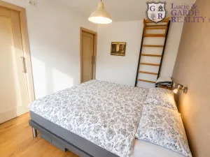 Prodej bytu 3+kk, Sedlčany, Sokolovská, 69 m2