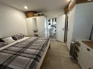 Prodej bytu 2+1, Byšice, 53 m2