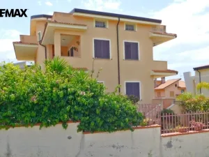 Prodej bytu 3+kk, ,San Nicola Arcella,Itálie, 70 m2